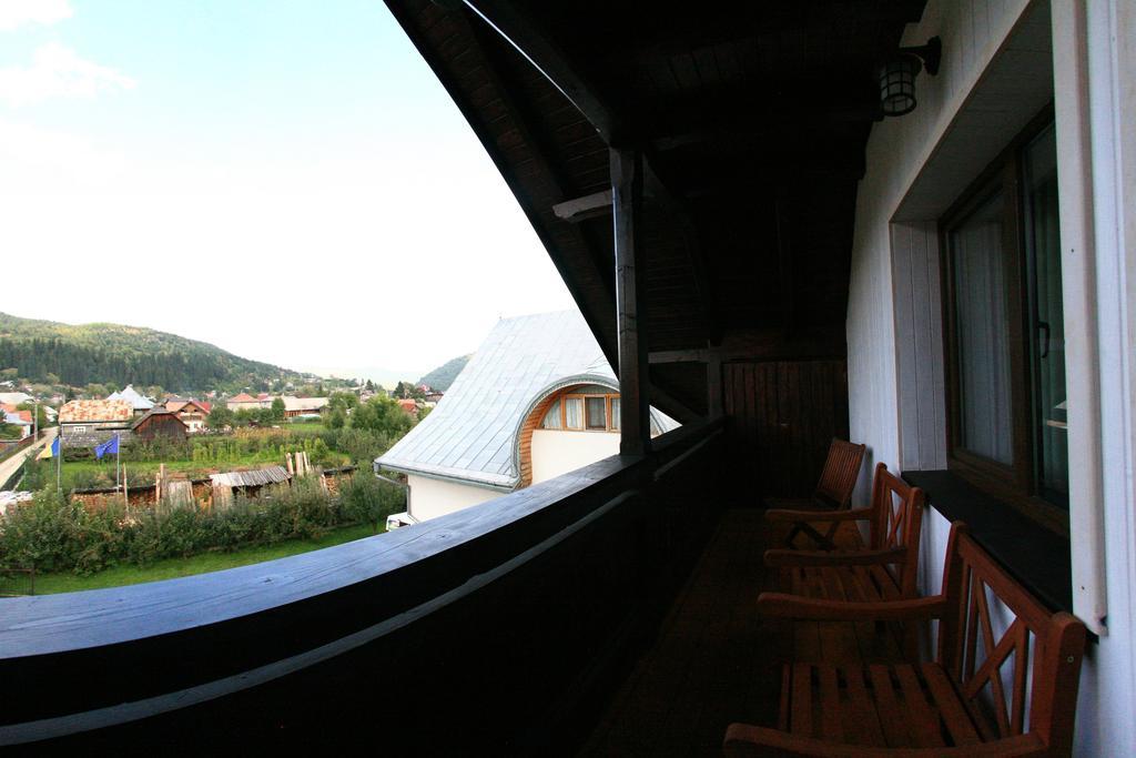 Pensiunea Casa Elvira Vama  Ruang foto