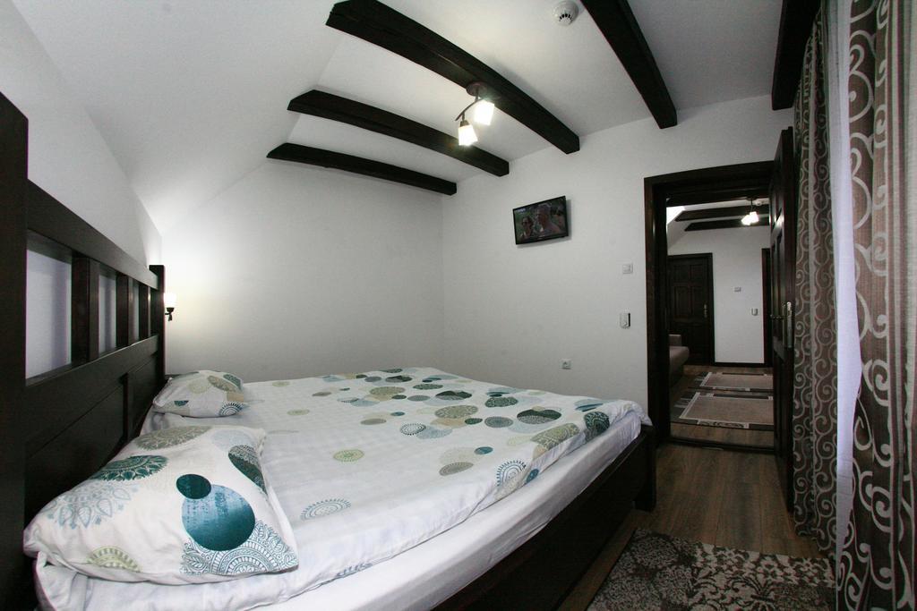 Pensiunea Casa Elvira Vama  Ruang foto