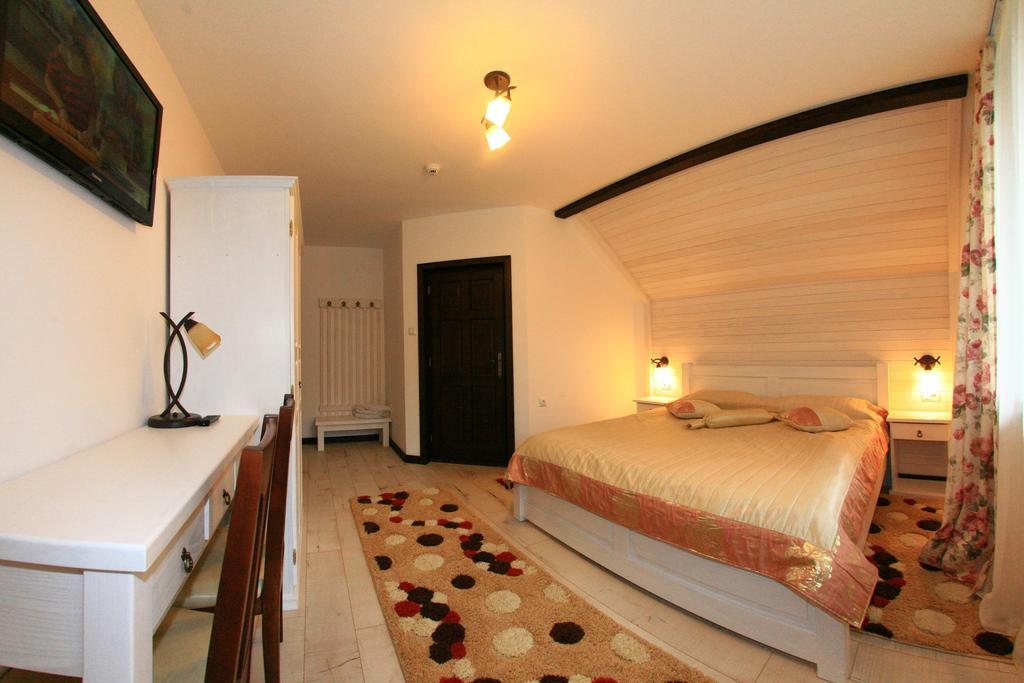 Pensiunea Casa Elvira Vama  Bagian luar foto