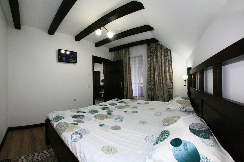 Pensiunea Casa Elvira Vama  Bagian luar foto